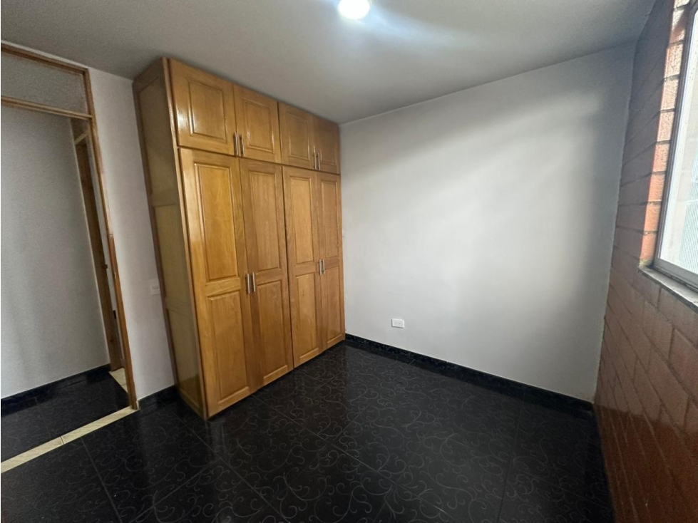 A0522. VENDO! Apartamento tercer piso en buen sector en La Ceja — foto 6