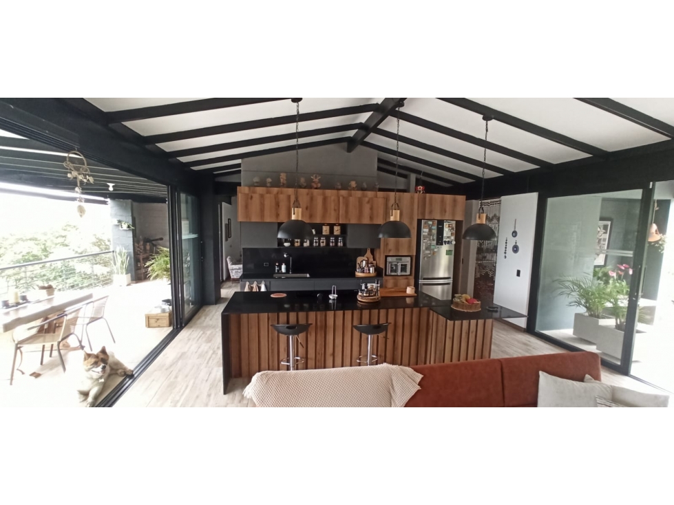 F0370. VENDO! Finca con un espacio de 5.800mt2 en parcelación — foto 2