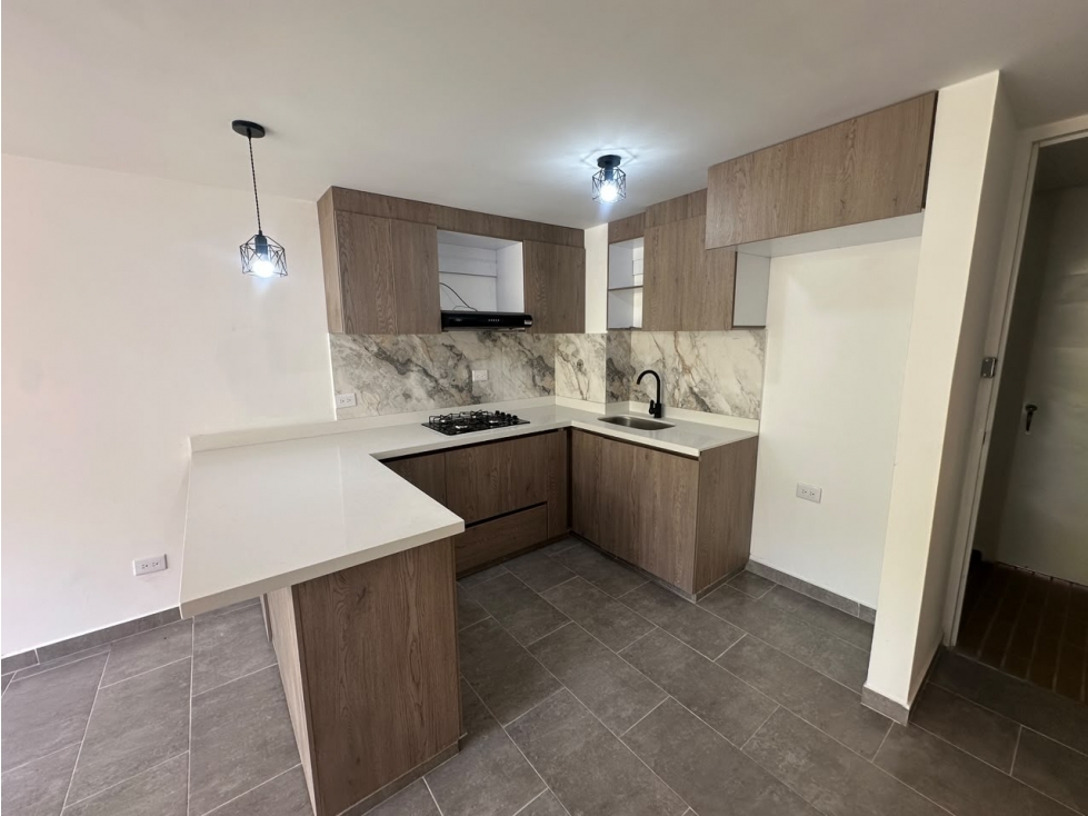 A0501. Vendo! Apartamento para estrenar en unidad abierta con ascensor — foto 3
