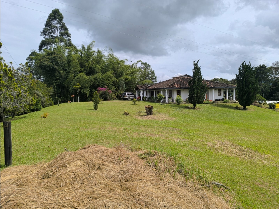 F0357. Vendo! Finca independiente a 15 minutos de la zona urbana