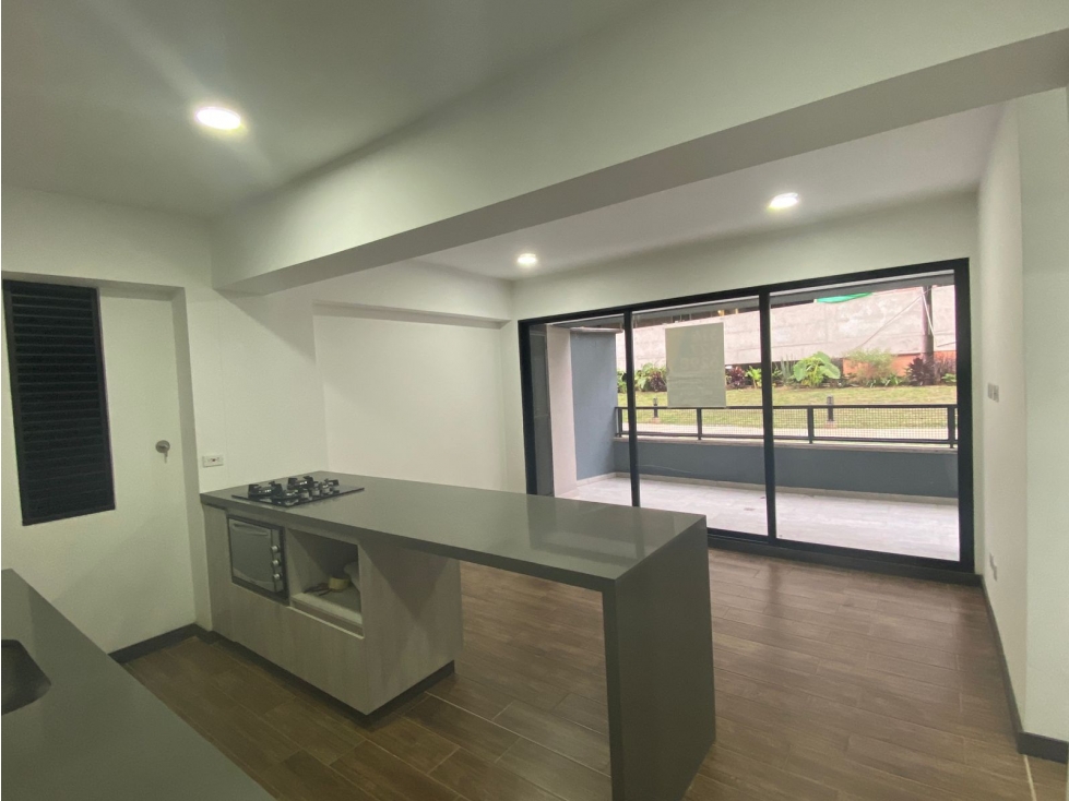 T0605. ¡ALQUILO! Apartamento en exclusiva unidad cerrada en El Retiro. — foto 2
