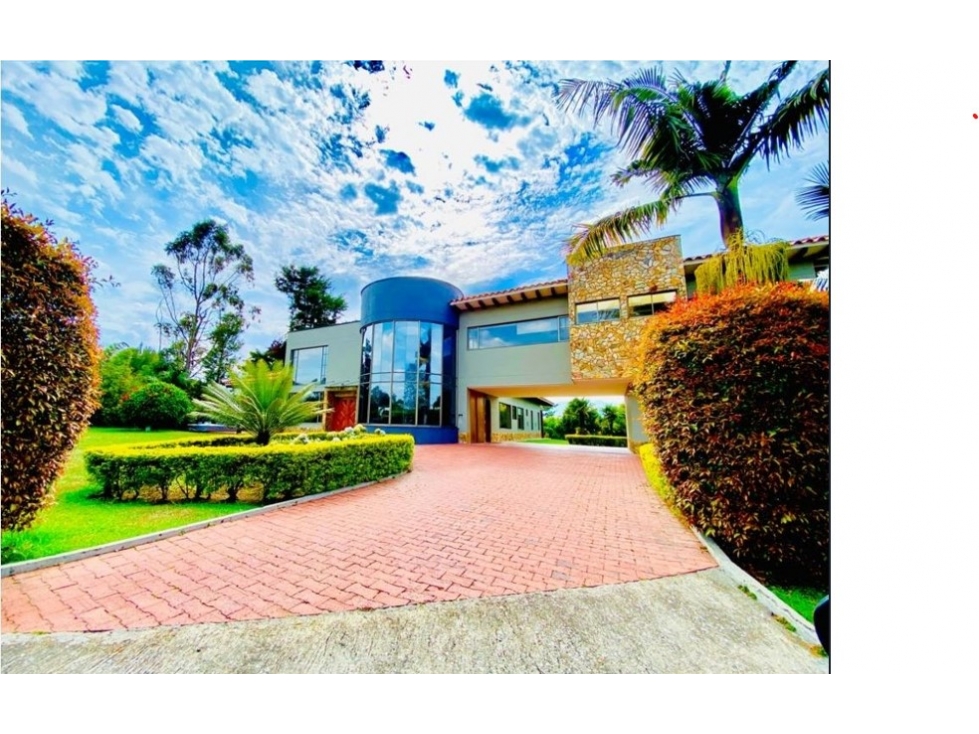 F0281. Vendo! Finca con acabados de lujo en Rionegro