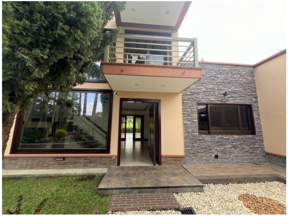 T0626. Alquiler! Finca en exclusivo sector de Llanogrande — foto 2