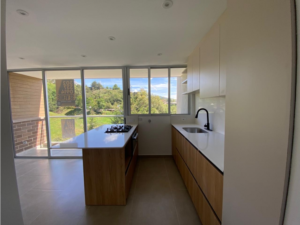 A0481. Vendo! Apartamento con excelente ubicación en unidad cerrada — foto 4