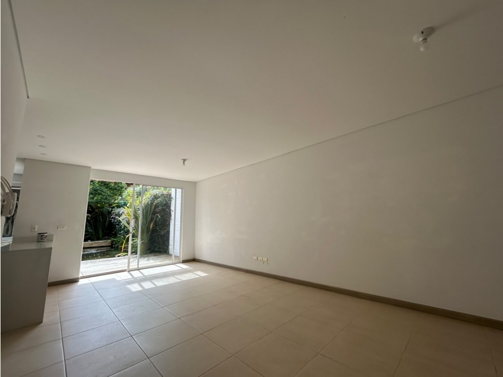 C0460.Casa campestre con acabados modernos y lago privado en el Retiro — foto 5