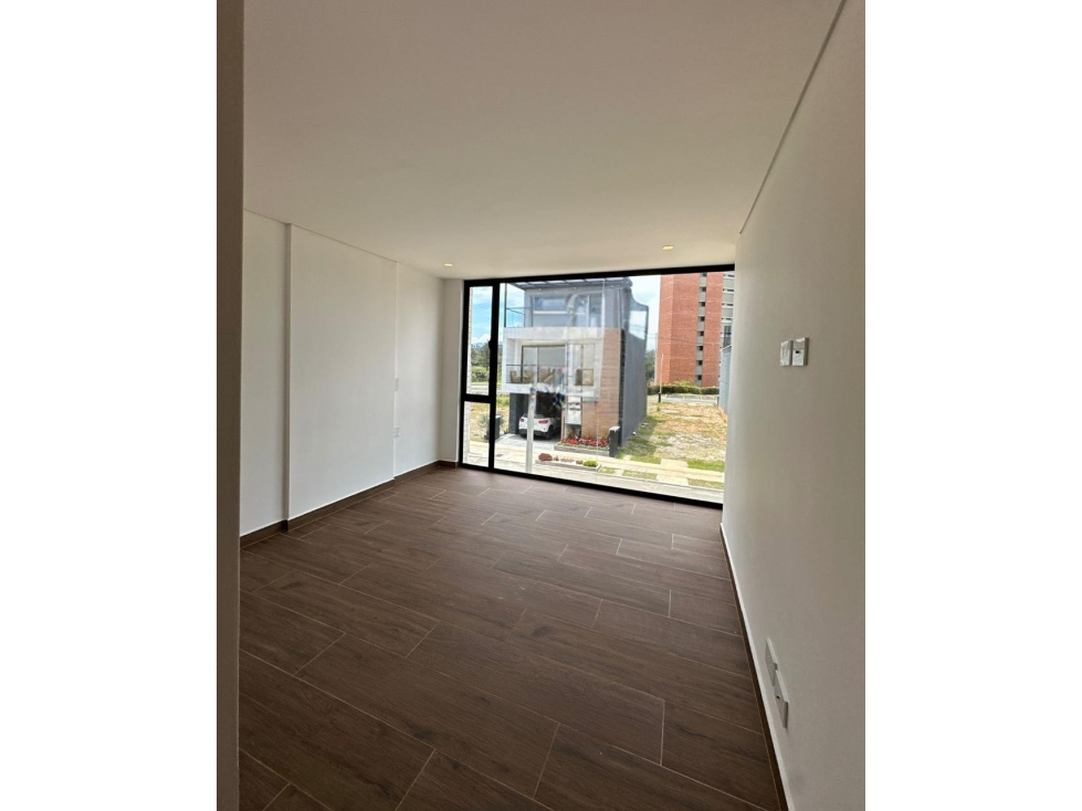 C0280 VENDO!! Casa con excelente ubicación y acabados en Rionegro — foto 4
