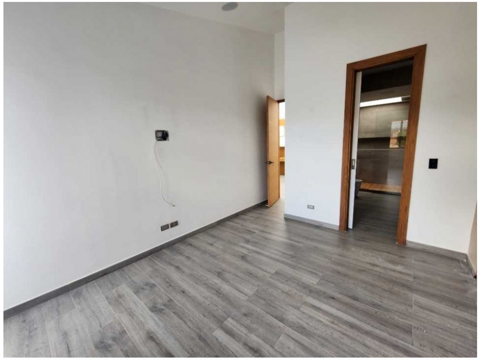 C0275 VENDO!! Casa con hermosa acabados y ubicación en La Ceja — foto 6