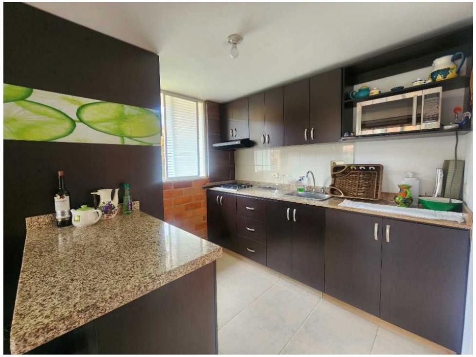 C0300. VENDO! Casa esquinera en Urbanización campestre en La Ceja — foto 3