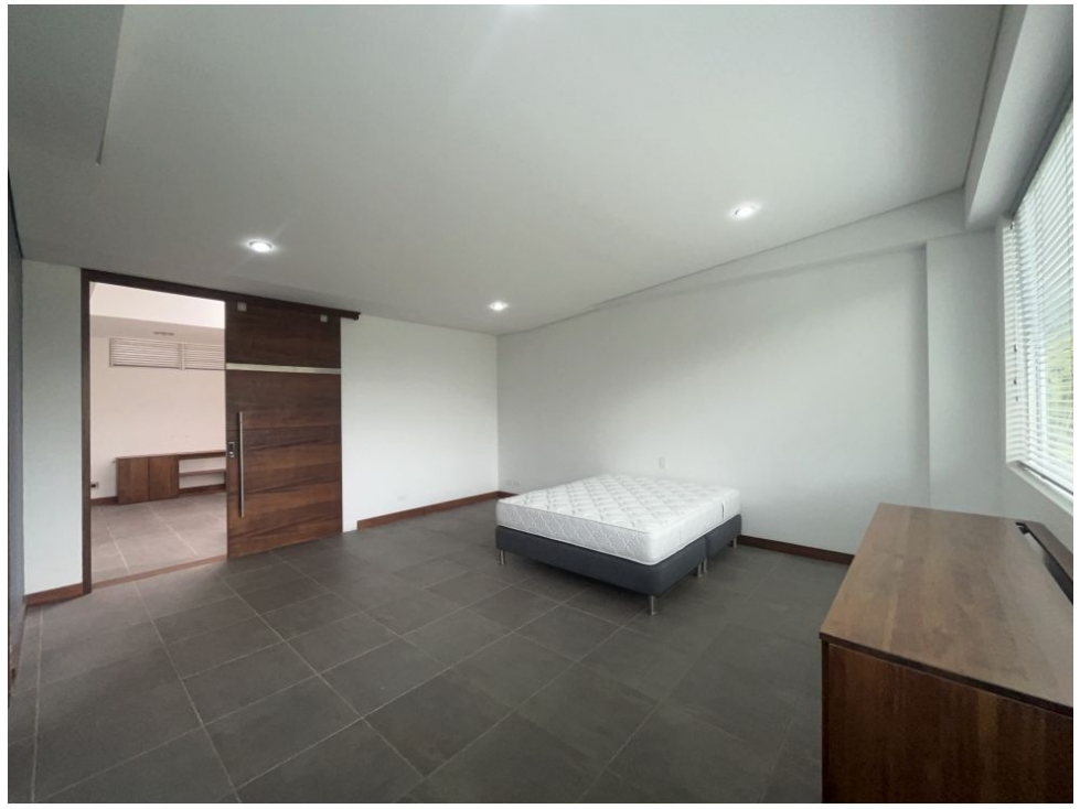 T0614. Alquiler! Finca espectacular en exclusivo sector de Rionegro — foto 4
