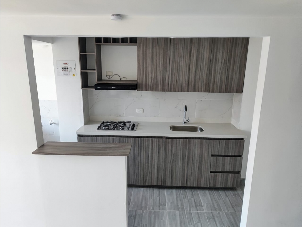 T0704. Apartamento en excelente unidad cerrada de Rionegro