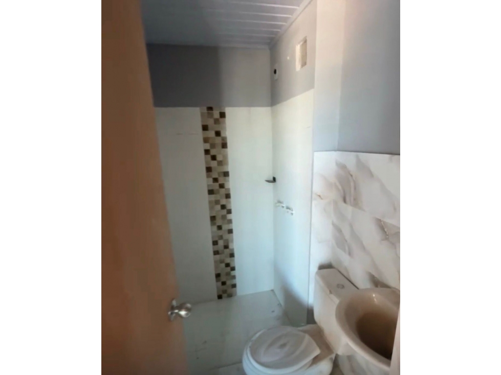 A0508. Vendo! Apartamento de 54m2 con 3 habitaciones en La Unión — foto 3