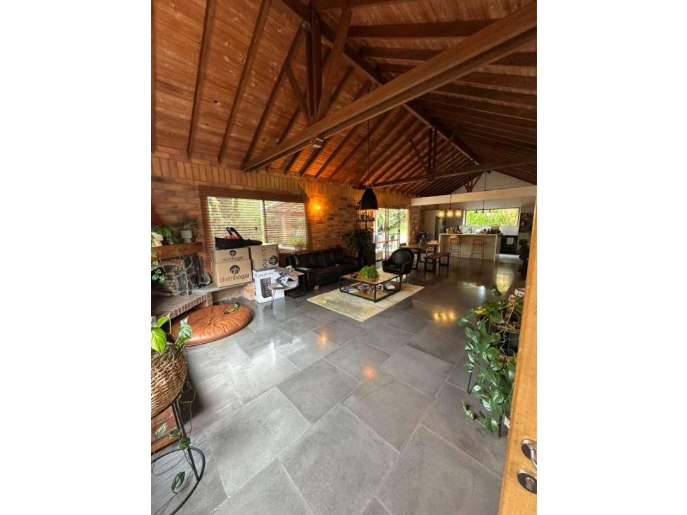 F0384.Casa campestre con acabados de lujo en parcelación del Retiro — foto 2