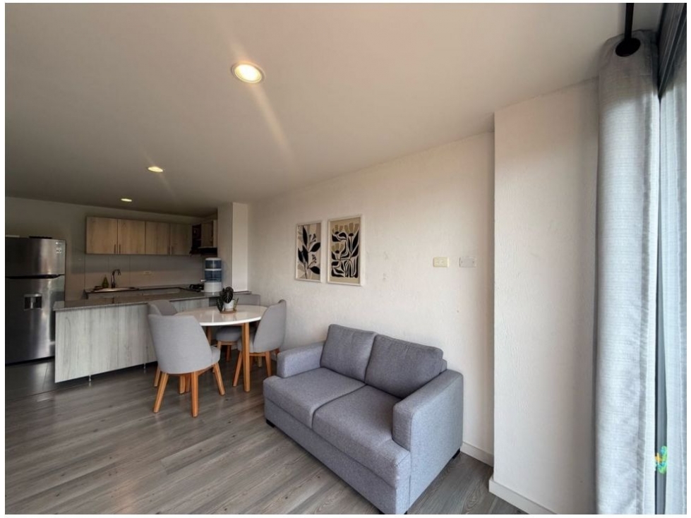 A0600. Apartamento tercer nivel con 60mt2 en La Ceja