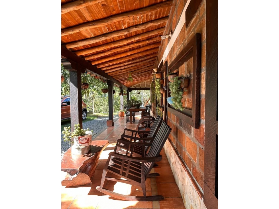 F0394.Finca de 12.000mt2 en un lugar tranquilo en El Retiro Antioquia — foto 2