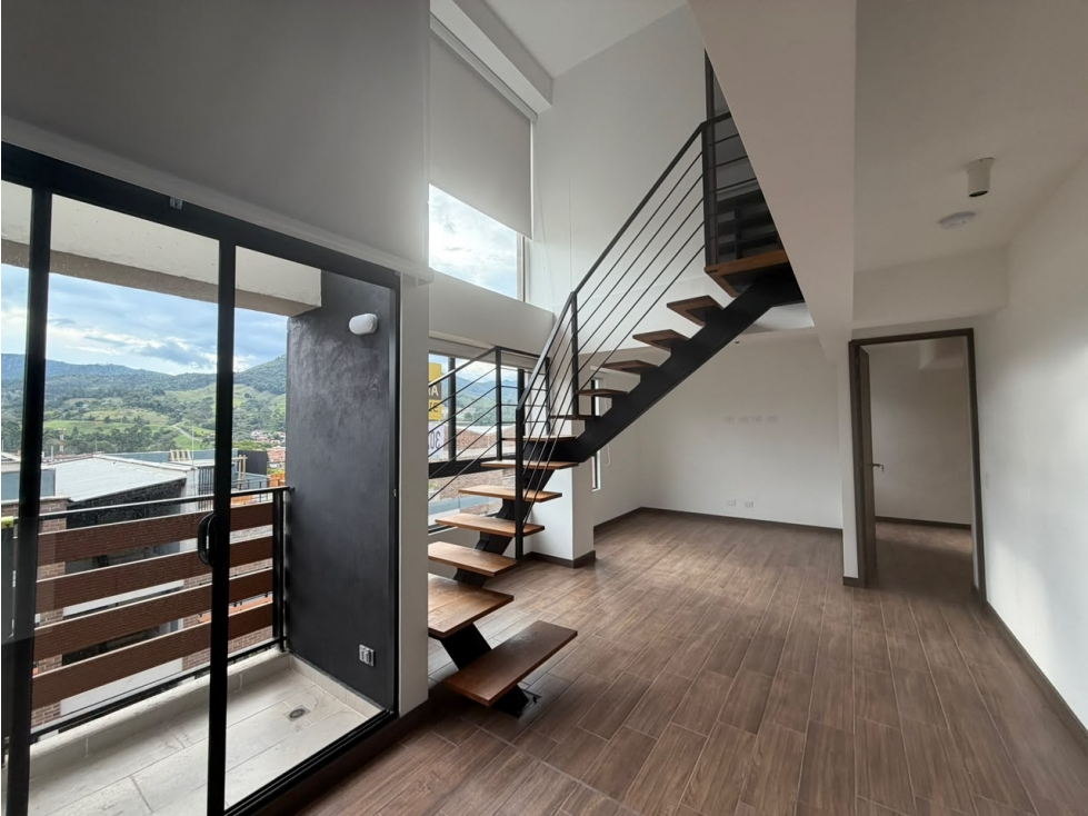T0922. Apartamento dúplex de 110mt2 en unidad cerrada de El Retiro — foto 2