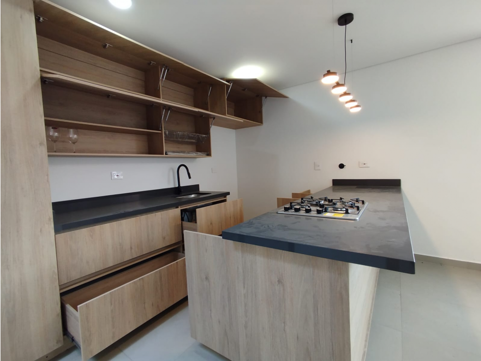 C0344 VENDO! Casa unifamiliar esquinera para estrenar en La Ceja — foto 2