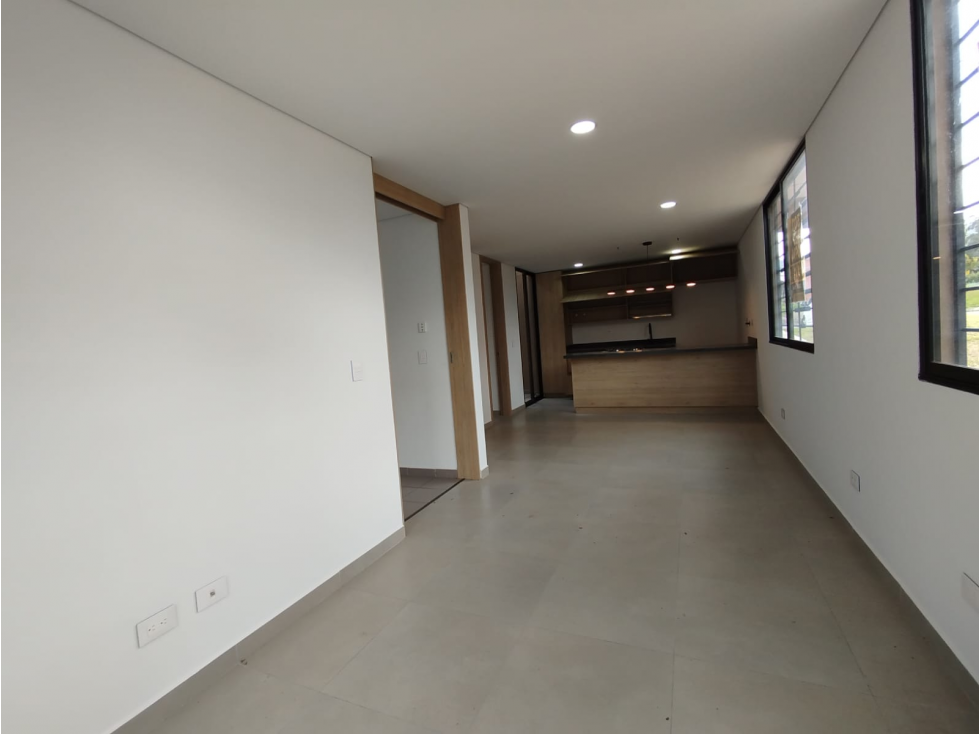 C0344 VENDO! Casa unifamiliar esquinera para estrenar en La Ceja — foto 3