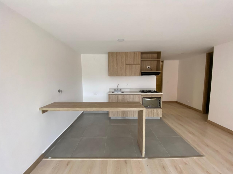 A0472. Vendo! Apartamento de 2 habitaciones y parqueadero en El Retiro