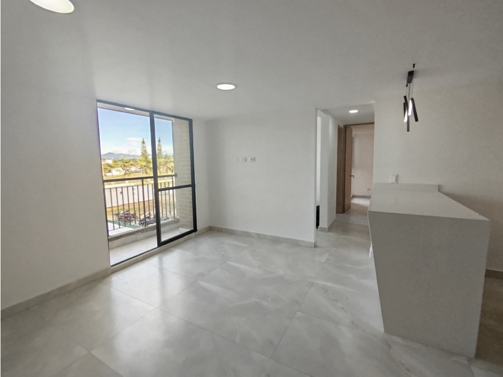 T0674 Alquilo! Apartamento para estrenar con acabados de lujo — foto 3