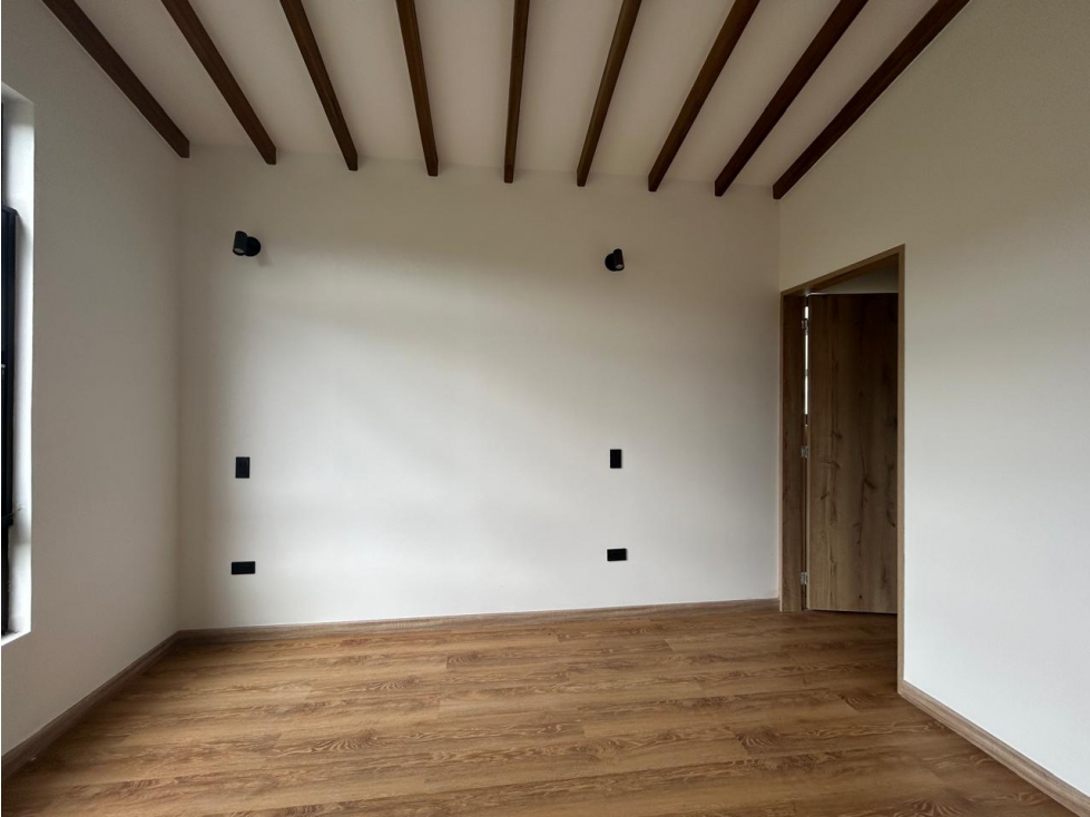 C0436. Vendo! Casa unifamiliar con acabados modernos en La Ceja — foto 6