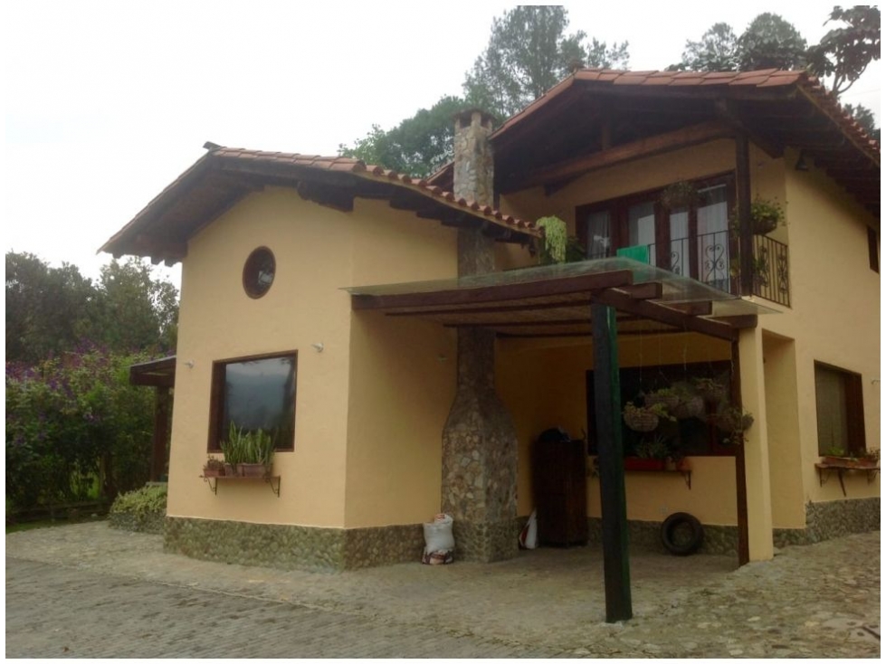 T0495. Casa campestre con excelentes espacios en El Retiro Antioquia - 1