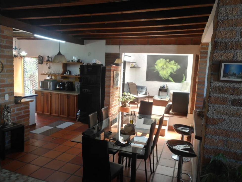 F0290. VENDO! Finca con excelente ubicación y espacio en La Ceja — foto 3