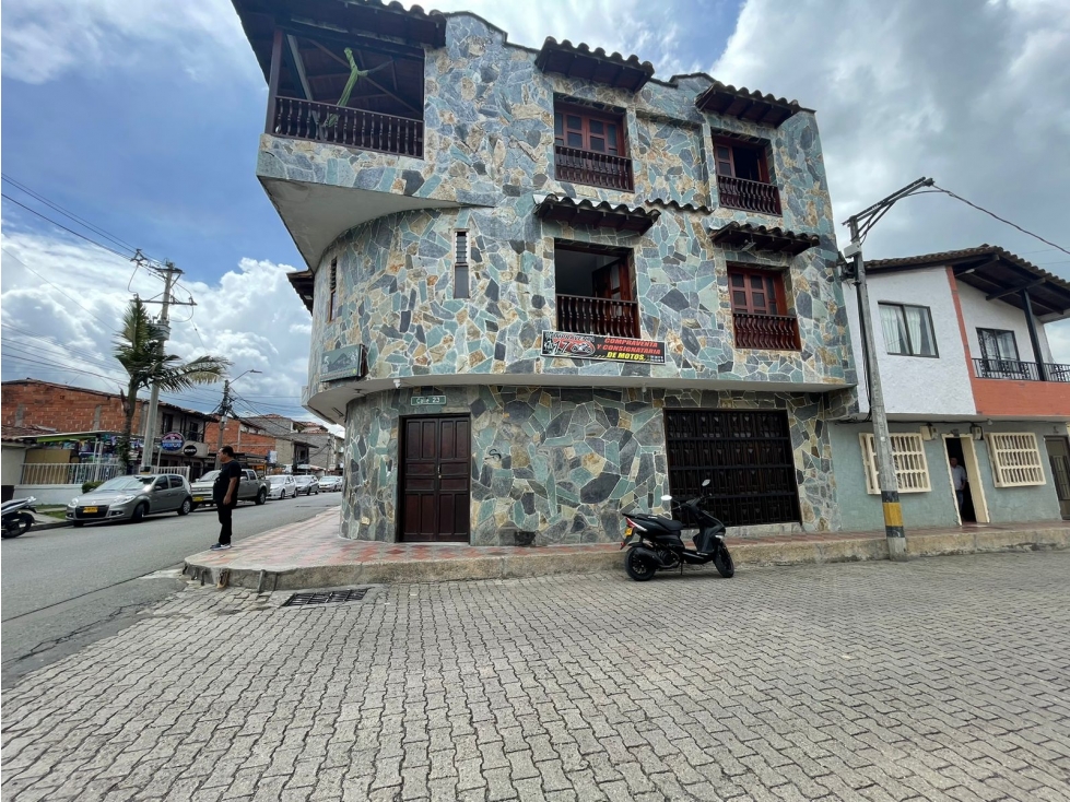 Se vende todo el edificio - 3