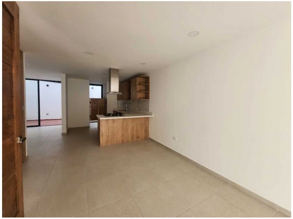 C0302. VENDO! Casa en unidad abierta para estrenar en La Ceja — foto 2