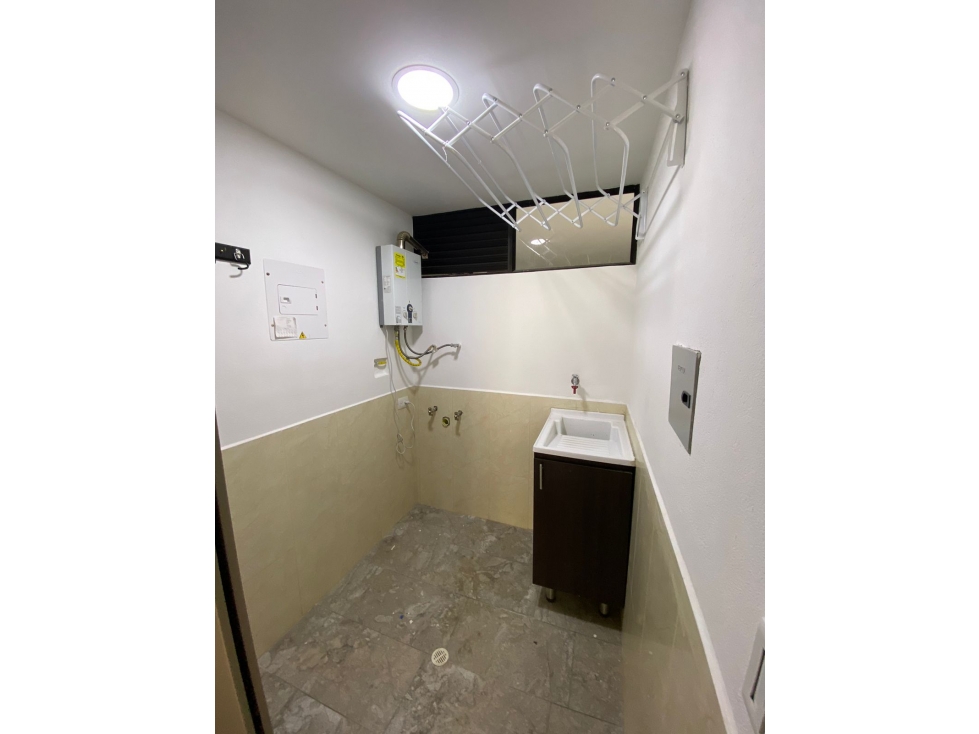 A0444. Vendo! Apartamento con ubicación privilegiada en El Retiro — foto 6