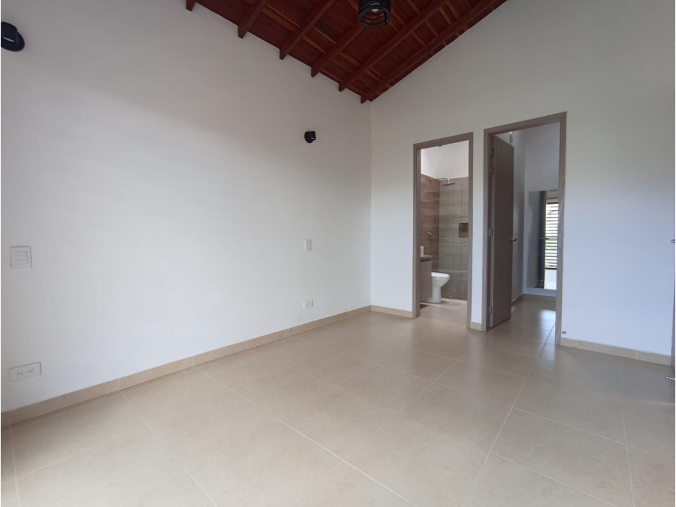 C0368. Vendo! Casa unifamiliar para estrenar en exclusiva unidad — foto 5