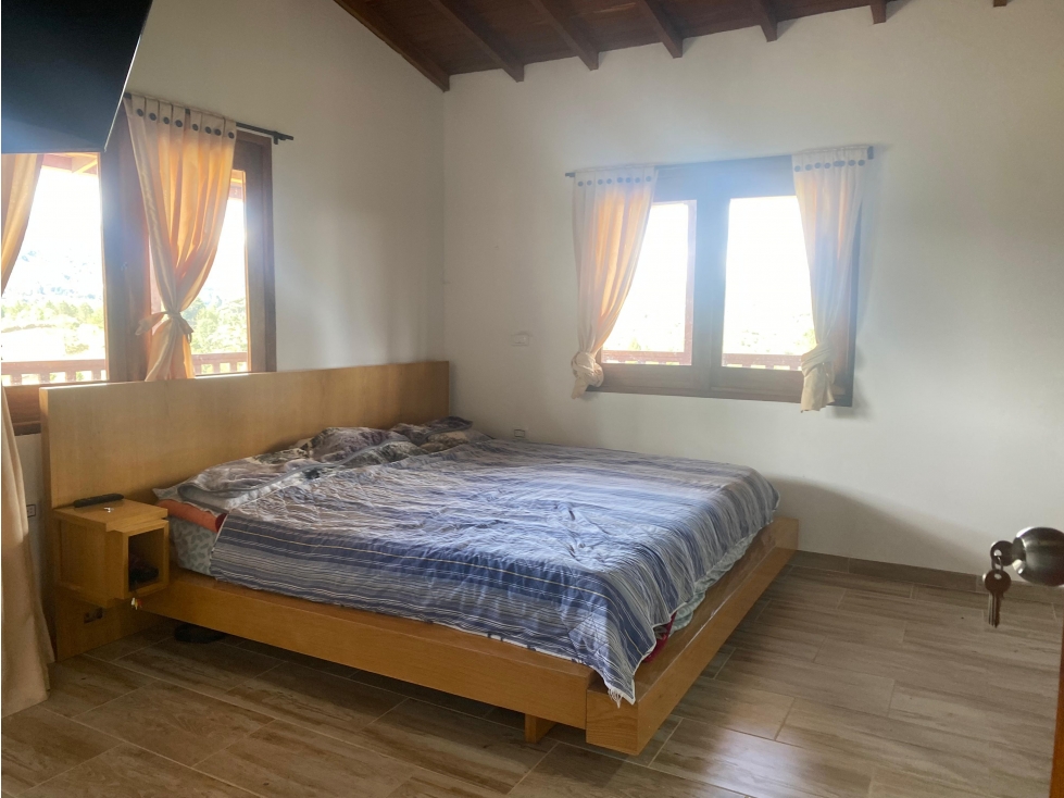 F0329. VENDO! Finca con pesebreras y amplias zonas verdes — foto 4