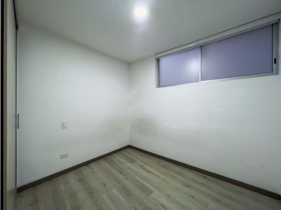A0477 Vendo! Apartamento con excelentes espacios y buena ubicación — foto 6