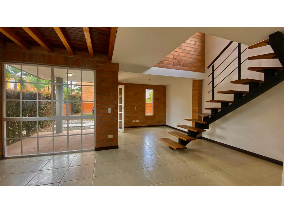 T0276 Alquiler! Casa unifamiliar campestre en unidad cerrada — foto 4