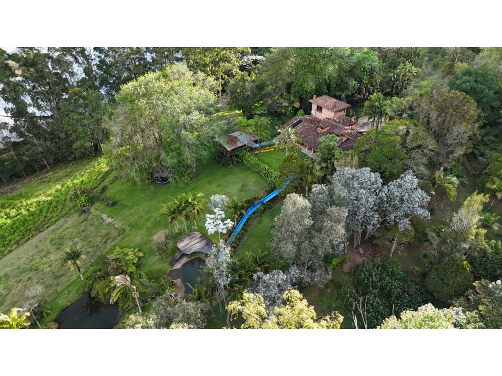F0350. VENDO! Finca ubicada en Llanogrande con un área de 39.000 mt2 — foto 3
