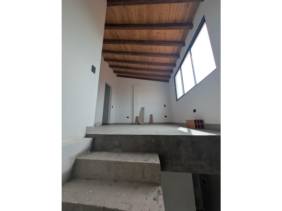 C0386. Vendo! Casa unifamiliar de 3 niveles para estrenar en La Unión — foto 4