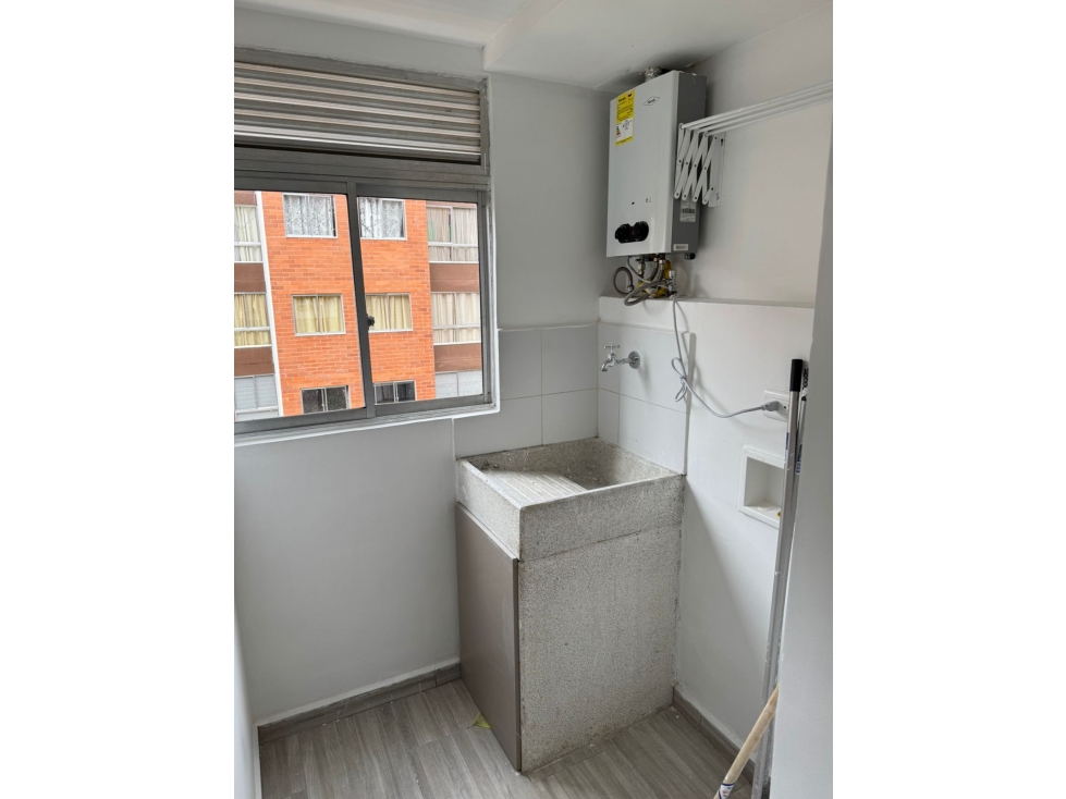 A0500. VENDO! Apartamento en excelente sector con acabados modernos — foto 4