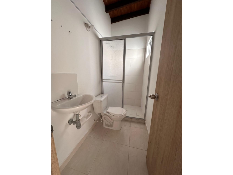 A0503. Vendo! Apartamento segundo nivel de 64mt2 en El Carmen — foto 5