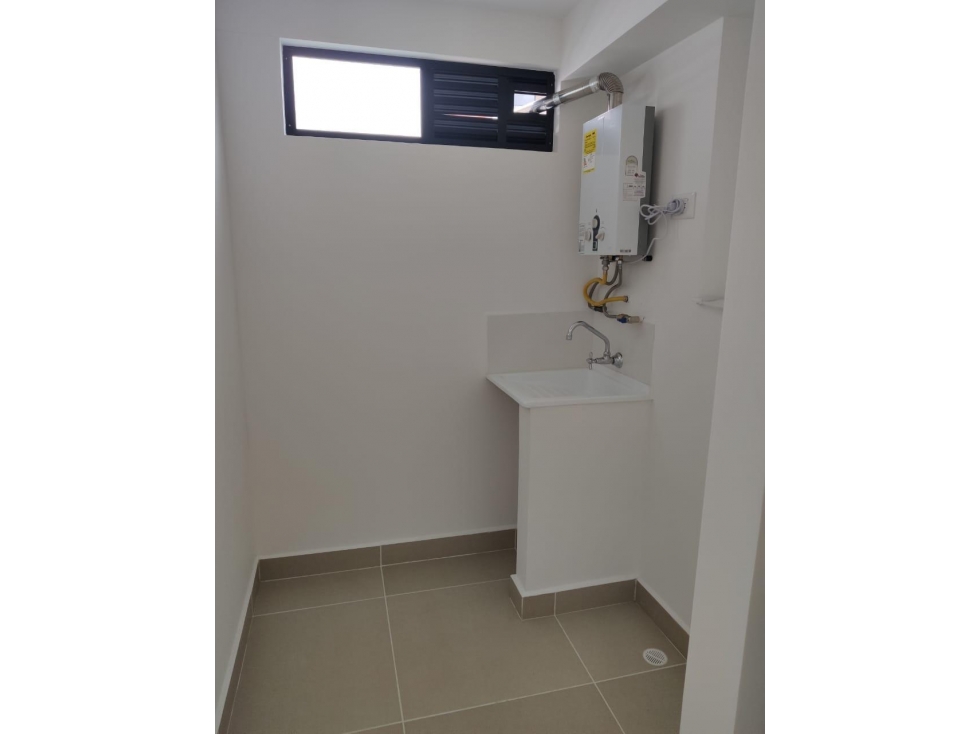 A0542.VENDO! Apartamento en unidad cerrada en La Ceja — foto 2