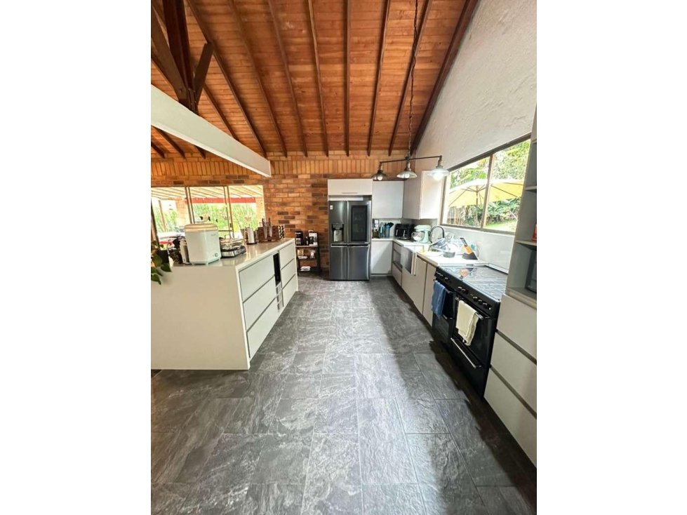 F0384.Casa campestre con acabados de lujo en parcelación del Retiro — foto 3