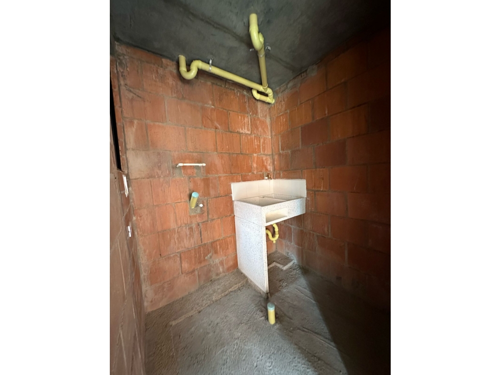 A0598.Apartamento segundo nivel en obra negra en La Ceja — foto 3