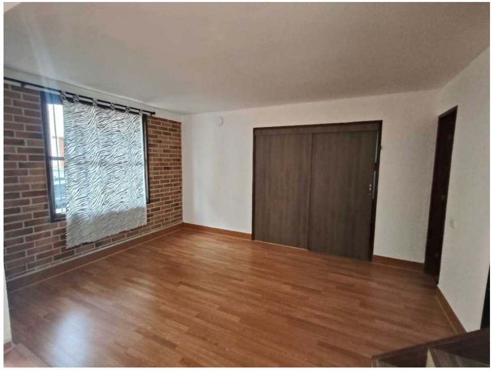 C0452.Casa unifamiliar de 3 niveles con excelente ubicación en La Ceja — foto 4