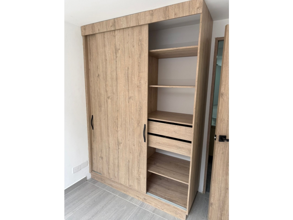 T0887. Apartamento para estrenar en quinto nivel en Rionegro — foto 3