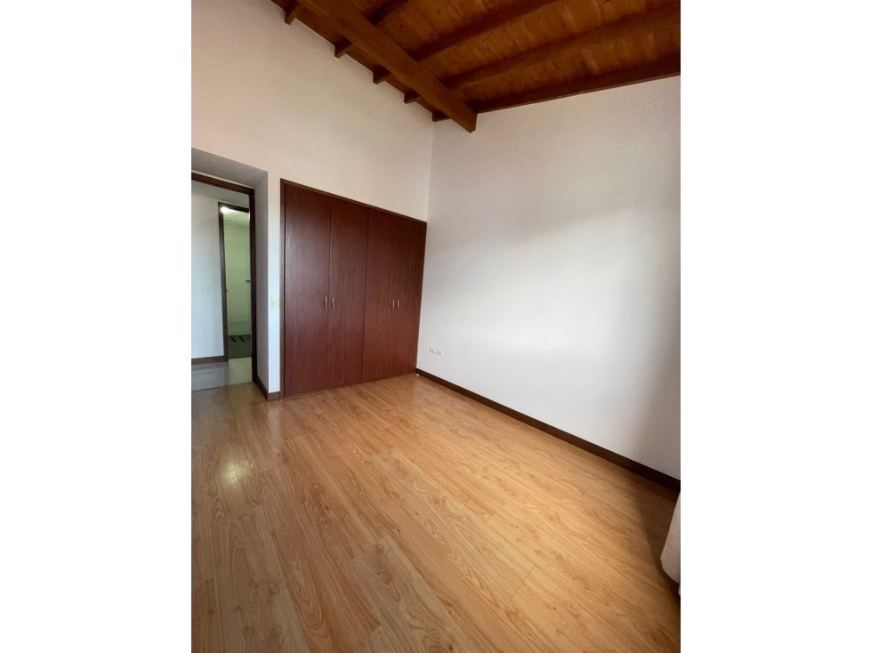 A0639. Apartamento de 64mt2 con ascensor en unidad cerrada de La Ceja — foto 3