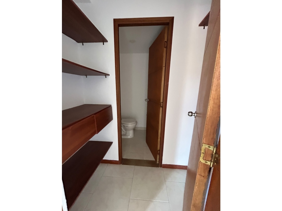 A0641. Apartamento tercer nivel con excelente ubicación en La Ceja — foto 4