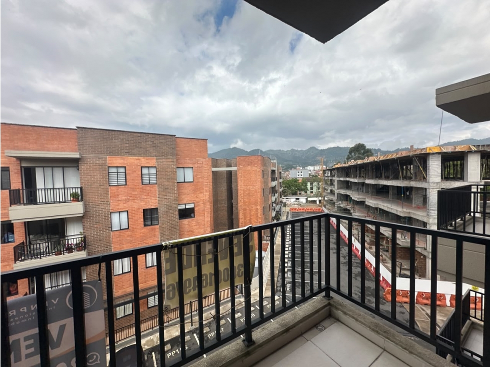A0650. Apartamento con acabados modernos en unidad cerrada en La Ceja — foto 3