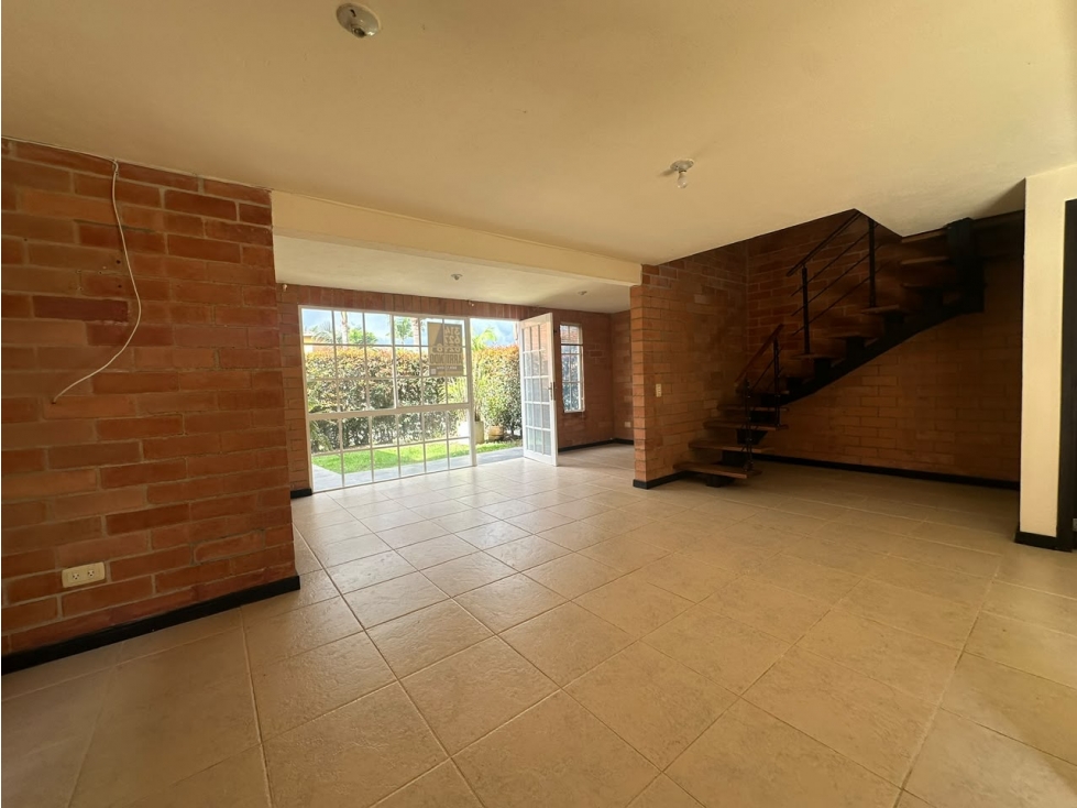 T0957 Casa de 90mt2 con zona verde privada unidad cerrada de La Ceja — foto 3