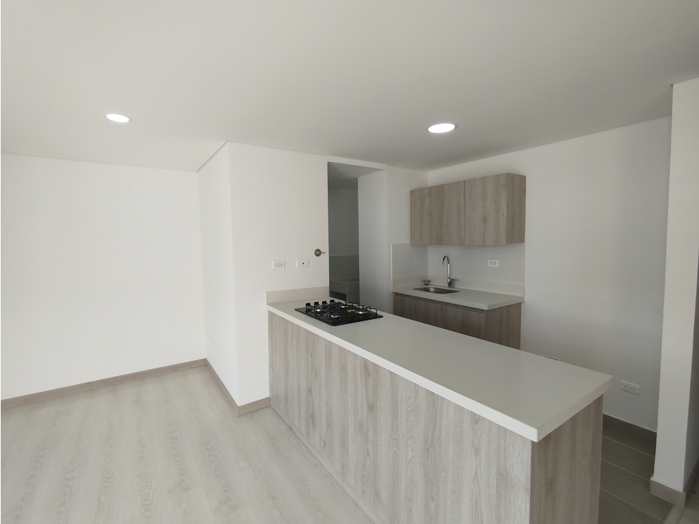 T0649 Alquilo! Apartamento para estrenar en exclusiva unidad cerrada