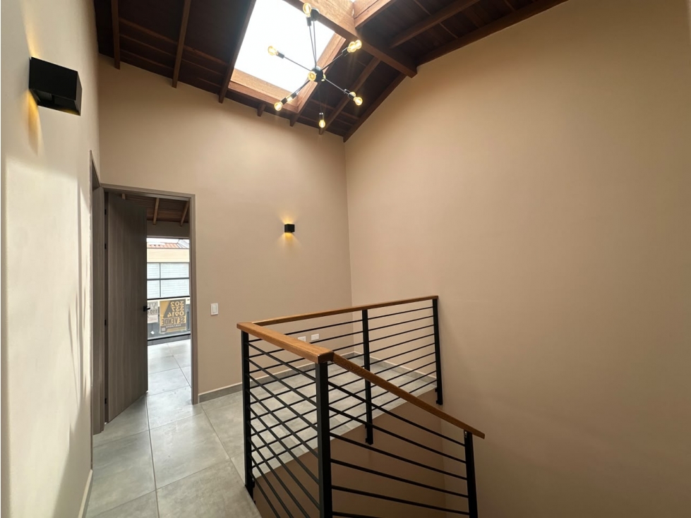 C0345 VENDO! Casa unifamiliar para estrenar en unidad abierta — foto 5