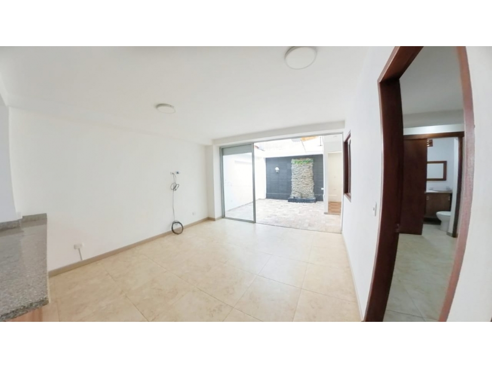 C0225 Vendo! Primer piso con plancha en exclusivo sector en la Ceja — foto 5