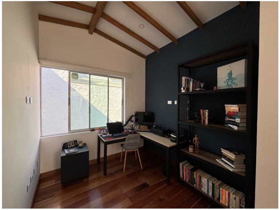 C0357. Vendo! Casa unifamiliar con amplios espacios en unidad cerrada — foto 5